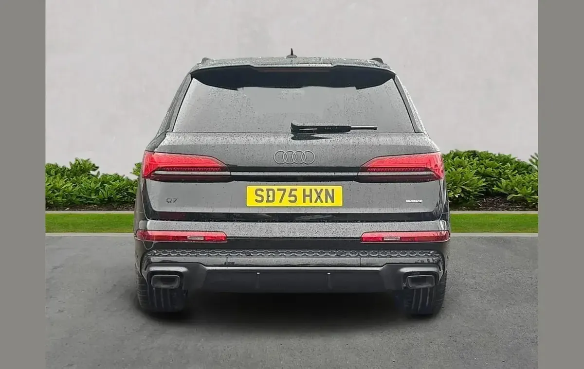 Nowe Audi Q7 Comfort 389 KM (286 kW) 2025 Other SUV