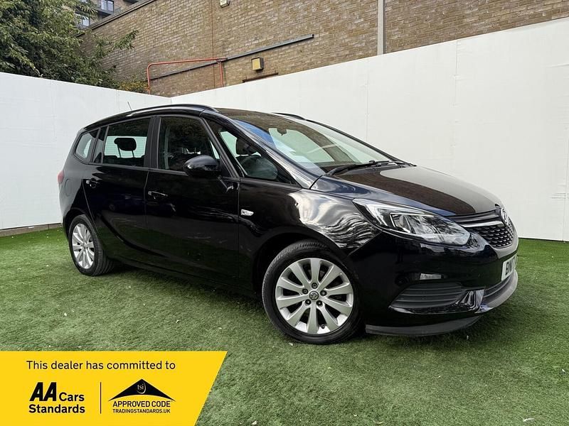 Black Used 2017 Vauxhall Zafira Design Edition MPV | £6,195 (Fair price) - Image 1/4