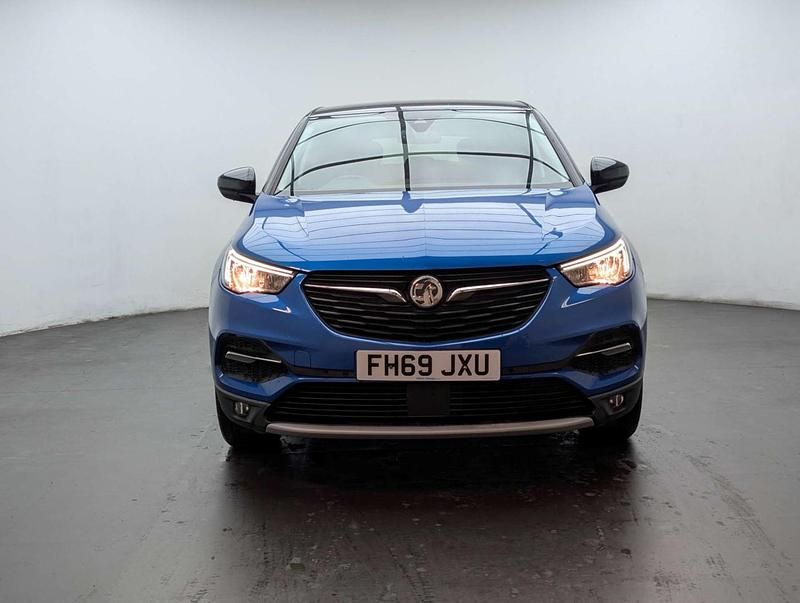 Used Vauxhall Grandland X SRi 130 HP (95 kW) 2019 Blue SUV
