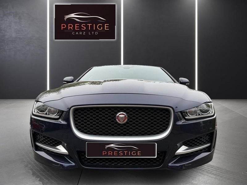 Usado Jaguar XE R-Sport 2016 Azul Sedan