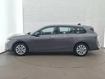 Used Vauxhall Astra Design Edition 110 HP (80 kW) 2023 Grey Estate