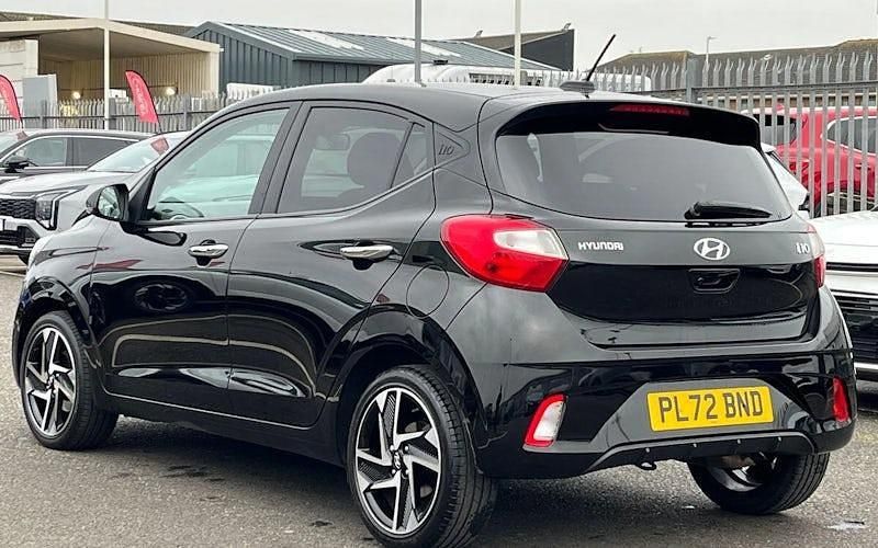 Used Hyundai i10 Premium 67 HP (49 kW) 2023 Black Hatchback