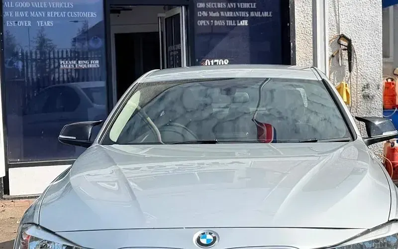 Used BMW 318 Sport Line 136 HP (100 kW) 2017 Silver Sedan