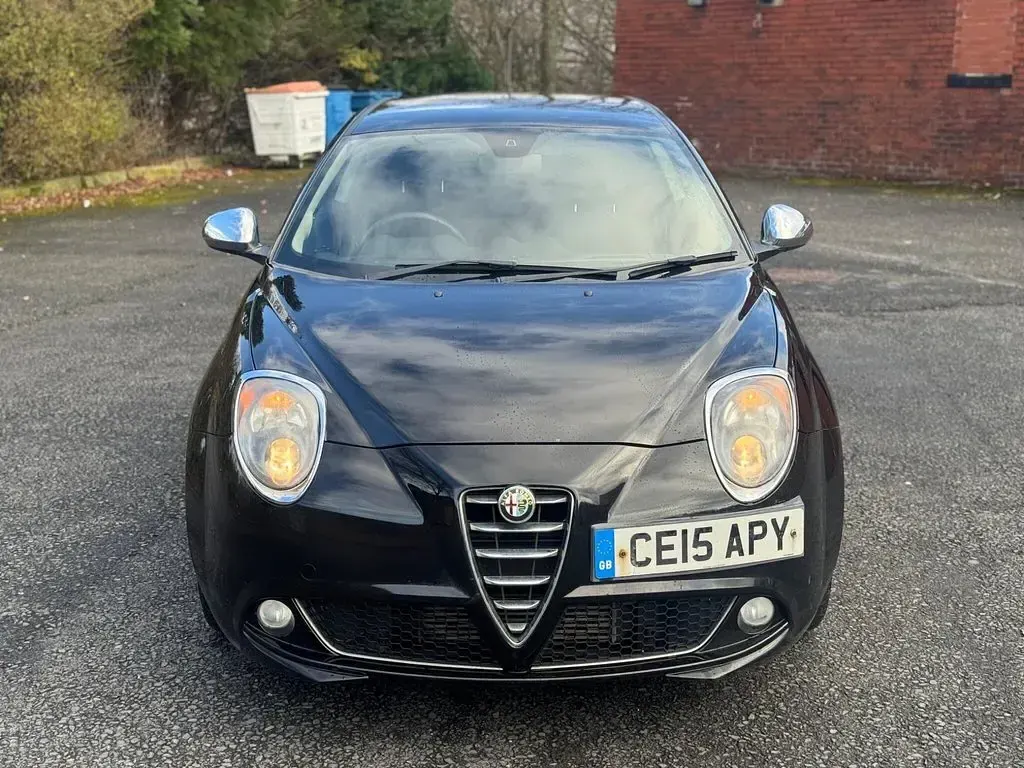 Used Alfa Romeo MiTo Distinctive 85 HP (62 kW) 2015 Black Hatchback