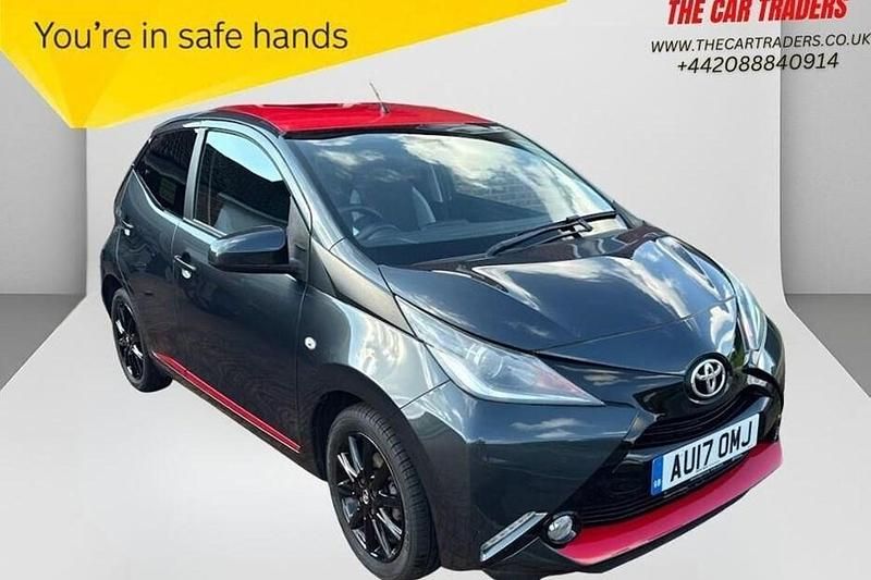 Grey Used 2017 Toyota Aygo x-press Hatchback | £9,988 (Fair price) - Image 1/1