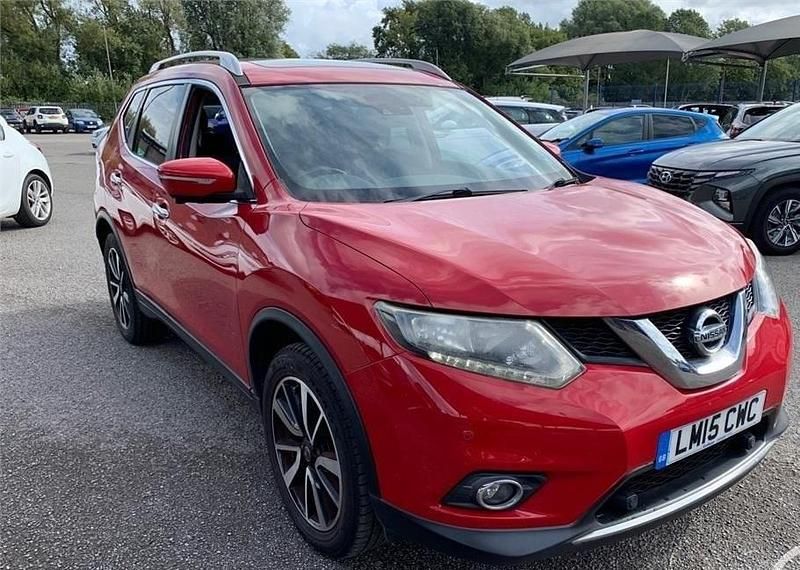 Chilli pepper red Used 2015 Nissan X-Trail N-TEC SUV | £8,675 (Fair price) - Image 1/4