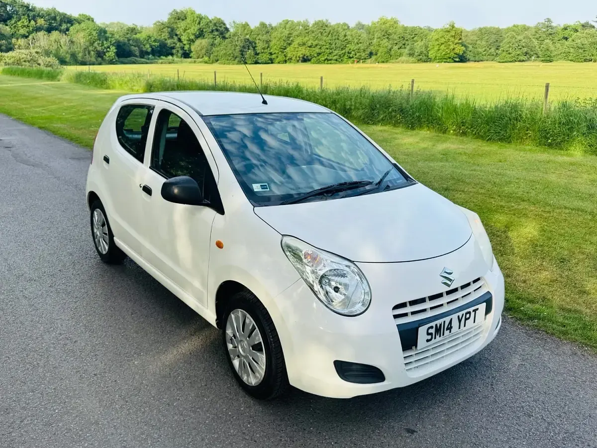 Used Suzuki Alto 2014 White Hatchback