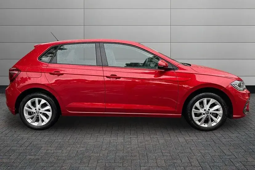 Used VW Polo Style 95 HP (69 kW) 2023 Kings red Hatchback
