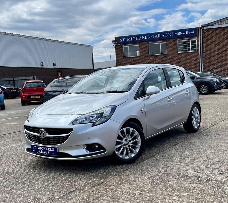 Silver Used 2015 Vauxhall Corsa Hatchback | £9,995 (Expensive) - Image 1/4