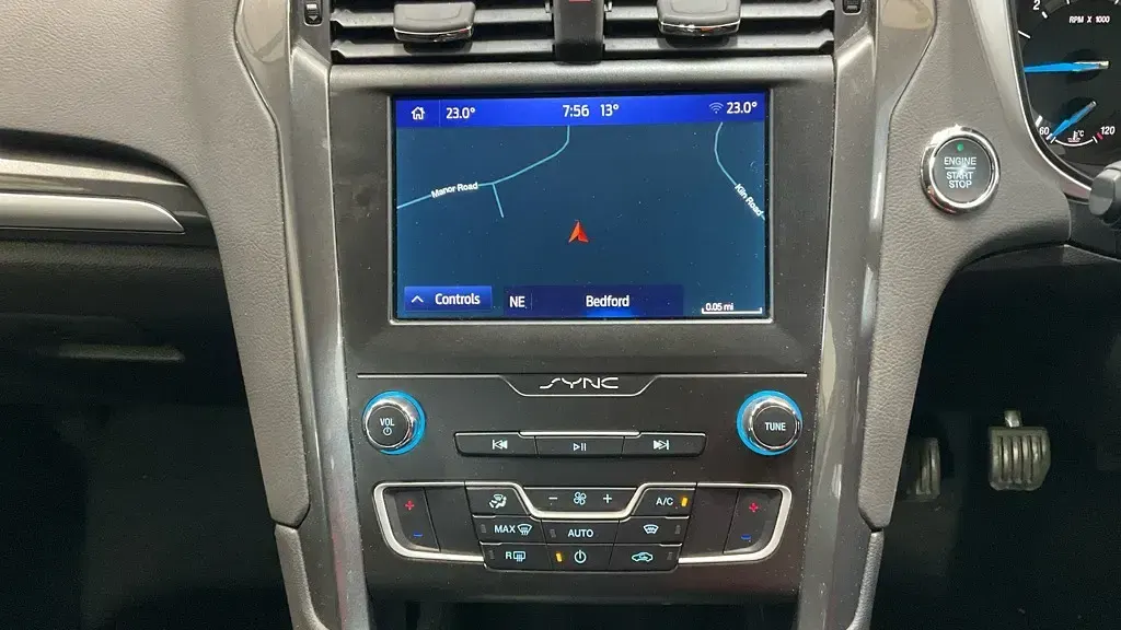 Używany Ford Mondeo Zetec 180 KM (132 kW) 2021 Czarny Kombi