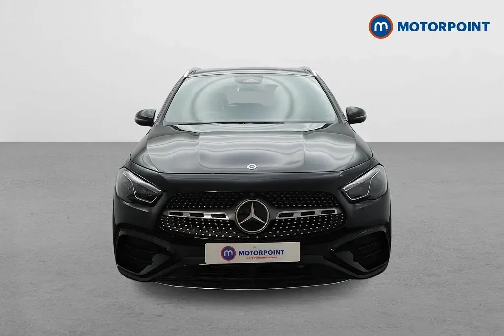 Used Mercedes GLA200 AMG Line Premium Plus 150 HP (110 kW) 2024 Black SUV