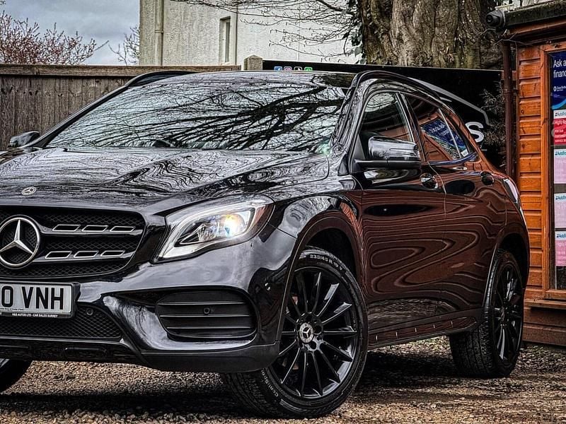 Used Mercedes GLA180 AMG line 122 HP (89 kW) 2020 Black SUV