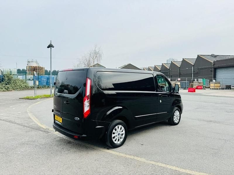 Used Ford Transit Custom Limited 170 HP (125 kW) 2021 Black Van
