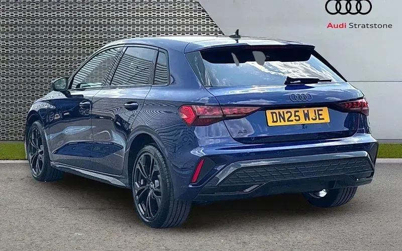 Used Audi A3 Sportback e-tron Black Edition 204 HP (150 kW) 2025 Blue Hatchback