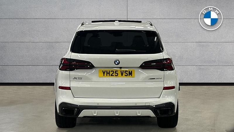 Used BMW X5 M Sport 347 HP (255 kW) 2025 White SUV