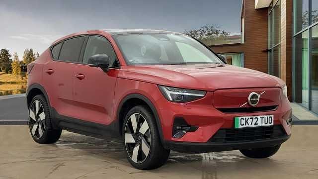 Fusion red Used 2022 Volvo EC40 Ultimate SUV | £23,075 (Good price) - Image 1/4