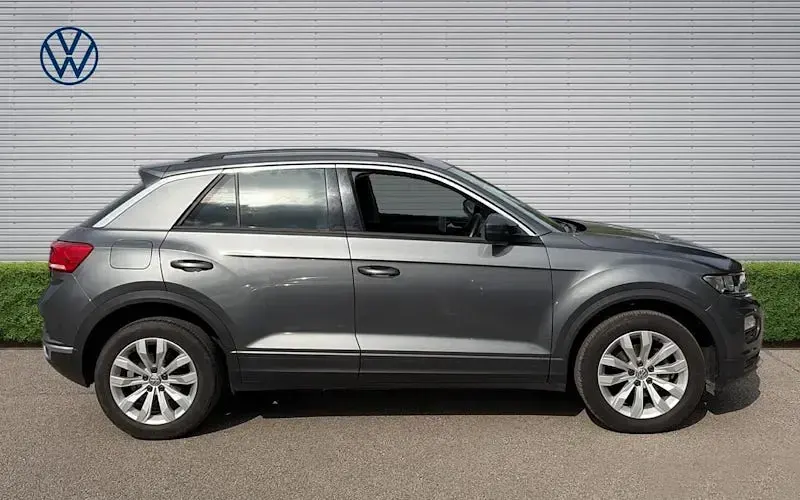 Used VW T-Roc SE 150 HP (110 kW) 2020 Grey SUV