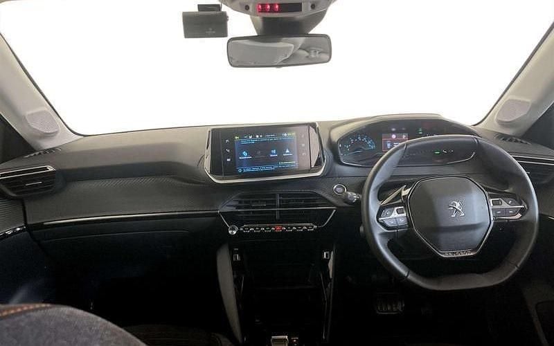 Second-hand Peugeot e-208 Active+ 100 kW (136 CP) 2023 Hatchback
