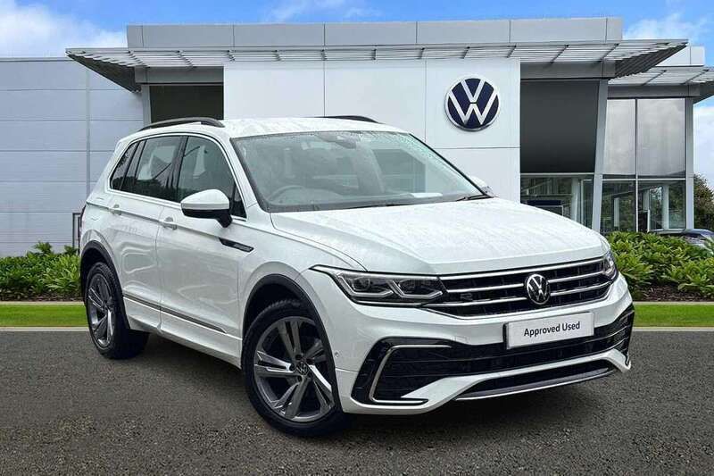White Used 2023 VW Tiguan R-line Edition SUV | £28,991 (Fair price) - Image 1/4