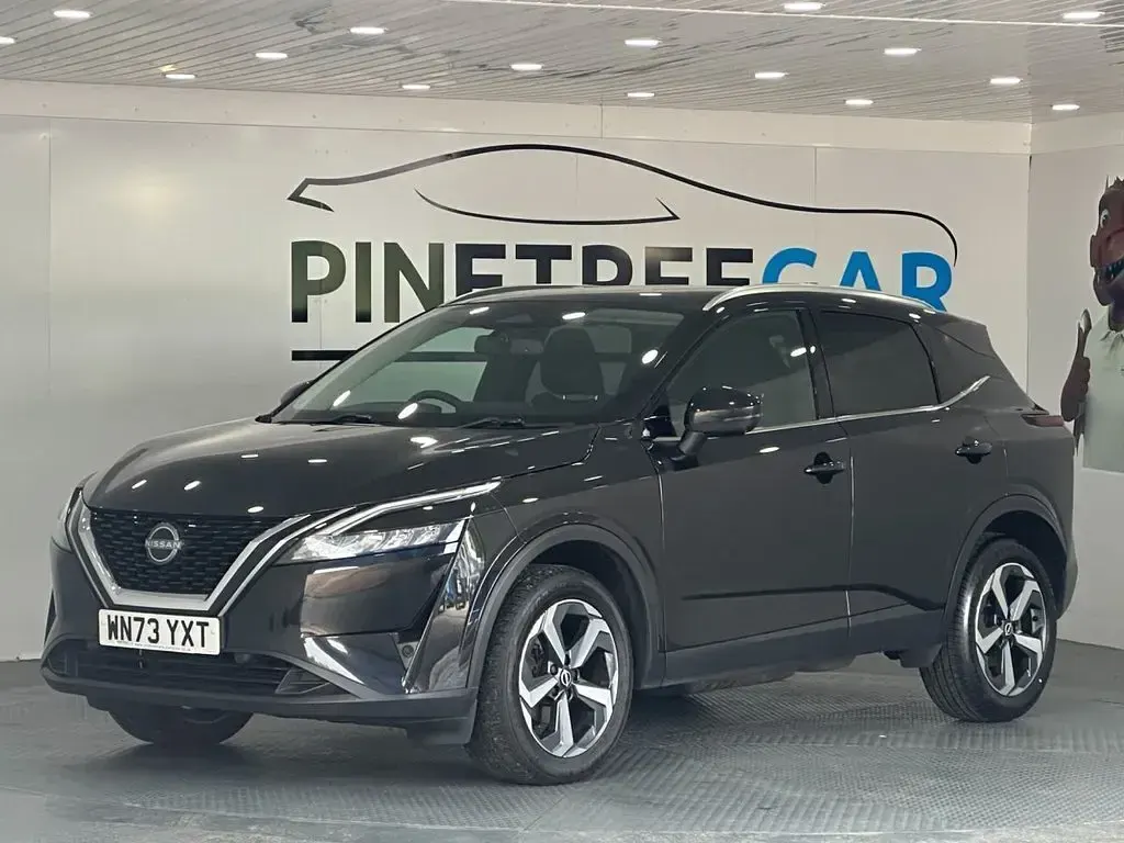 Used Nissan Qashqai N-Connecta 140 HP (102 kW) 2023 Black SUV