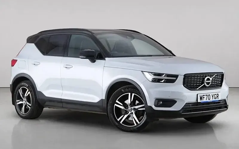 Used Volvo XC40 R-Design 190 HP (139 kW) 2020 SUV