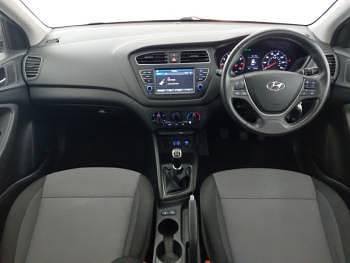 Used Hyundai i20 SE 84 HP (61 kW) 2019 Blue Hatchback