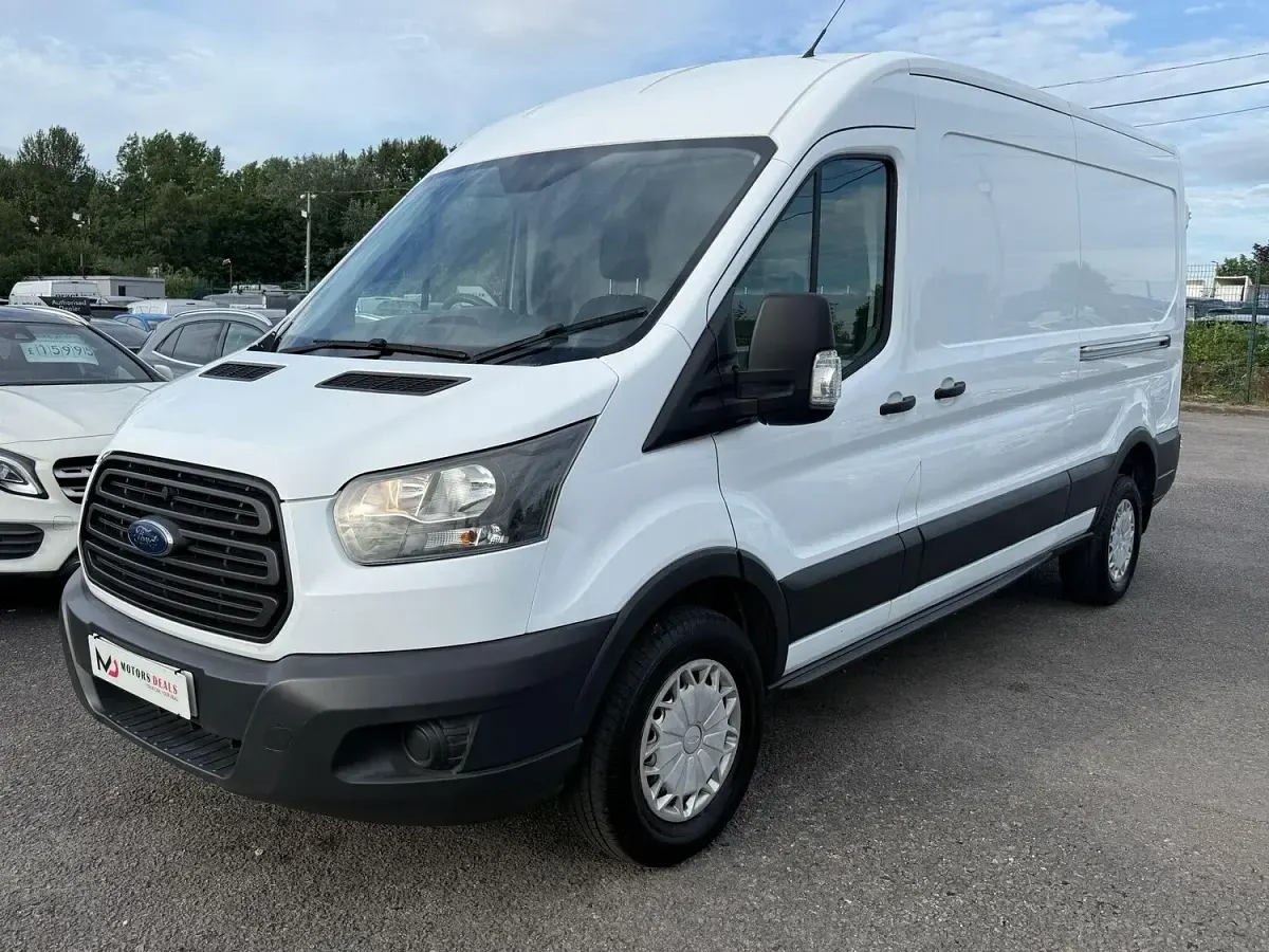 Used Ford Transit 130 HP (95 kW) 2017 White Van