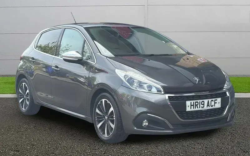 Second-hand Peugeot 208 S 82 CP (60 kW) 2019 Hatchback