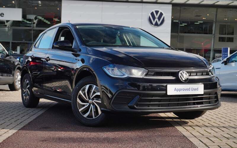 Used 2025 VW Polo Life Hatchback | £17,680 (Good price) - Image 1/4