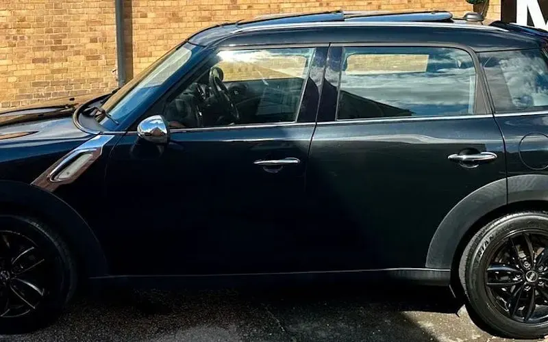 Used Mini Cooper Countryman 122 HP (89 kW) 2012 Black SUV