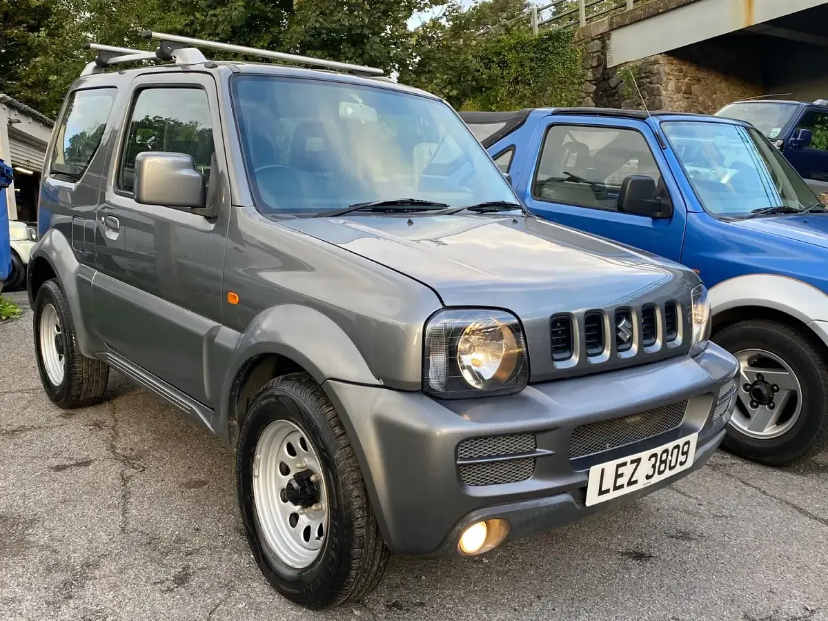 Used Suzuki Jimny 2006 Grey SUV