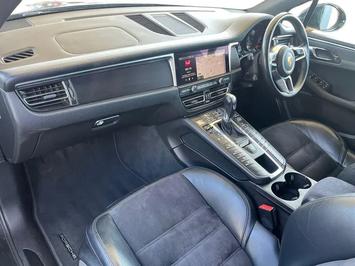 Used Porsche Macan 380 HP (279 kW) 2020 Grey SUV
