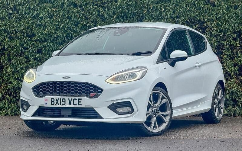 Used Ford Fiesta ST-Line X 125 HP (91 kW) 2019 White Hatchback