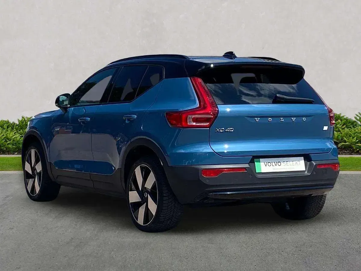Used Volvo XC40 Ultimate 175 kW (238 HP) 2023 Blue SUV