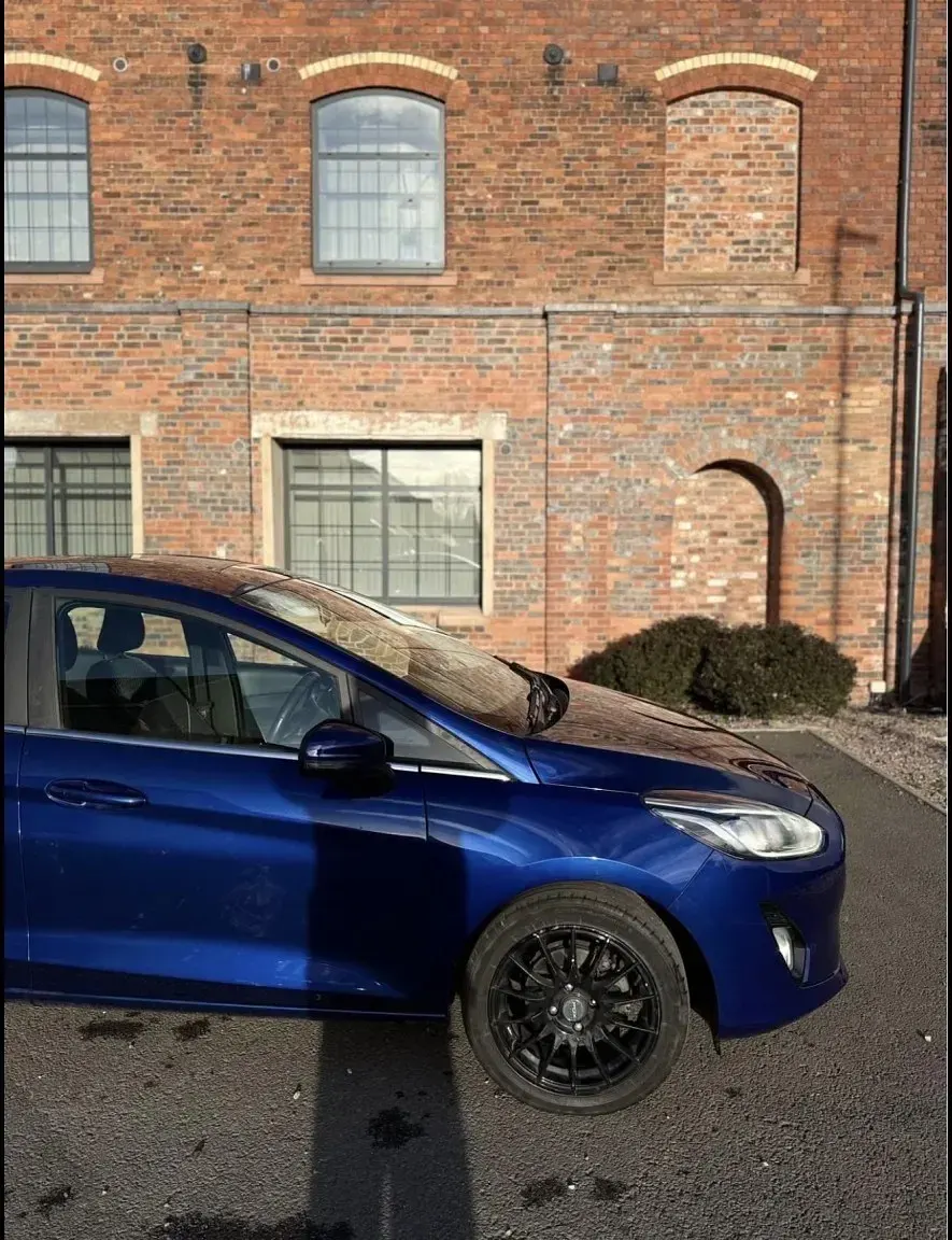 Usado Ford Fiesta Zetec 2017 Azul Citadino