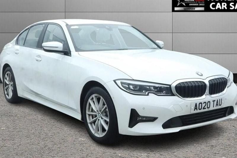 White Used 2020 BMW 330e Comfort Edition Sedan | £17,500 (Super price) - Image 1/1