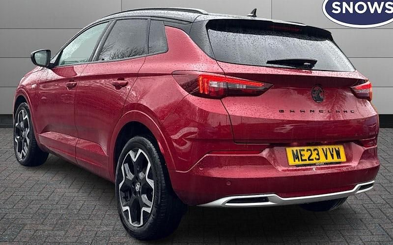 Used Vauxhall Grandland X Ultimate 131 HP (96 kW) 2023 Red SUV