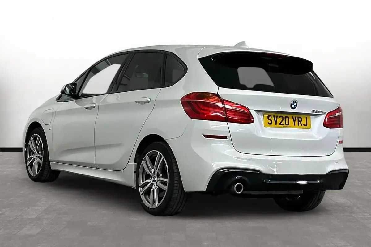 Used BMW 225 Active Tourer M Sport 221 HP (162 kW) 2020 White MPV