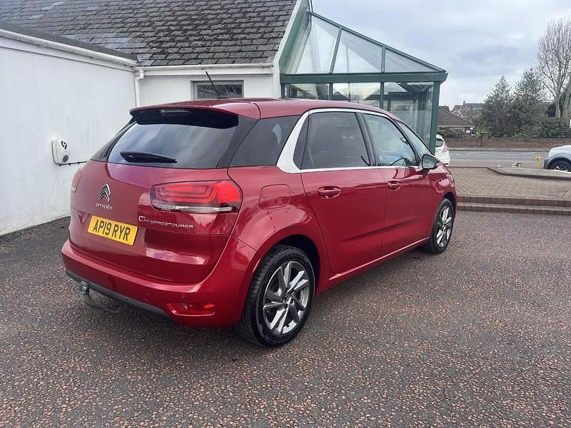 Usado Citroën C4 SpaceTourer Feel 128 HP (94 kW) 2019 Vermelho Monovolume
