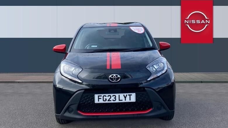 Used Toyota Aygo X PURE 72 HP (52 kW) 2023 Black SUV