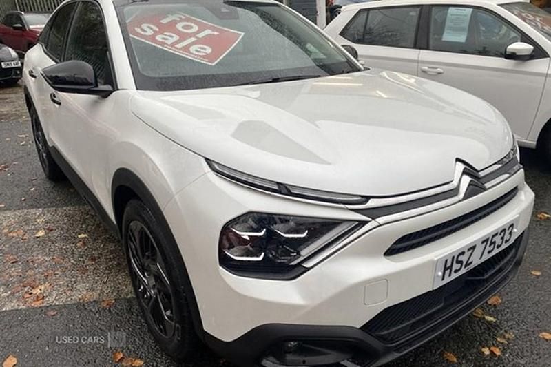 White Used 2024 Citroën C4 PureTech Hatchback | £14,400 (Good price) - Image 1/1