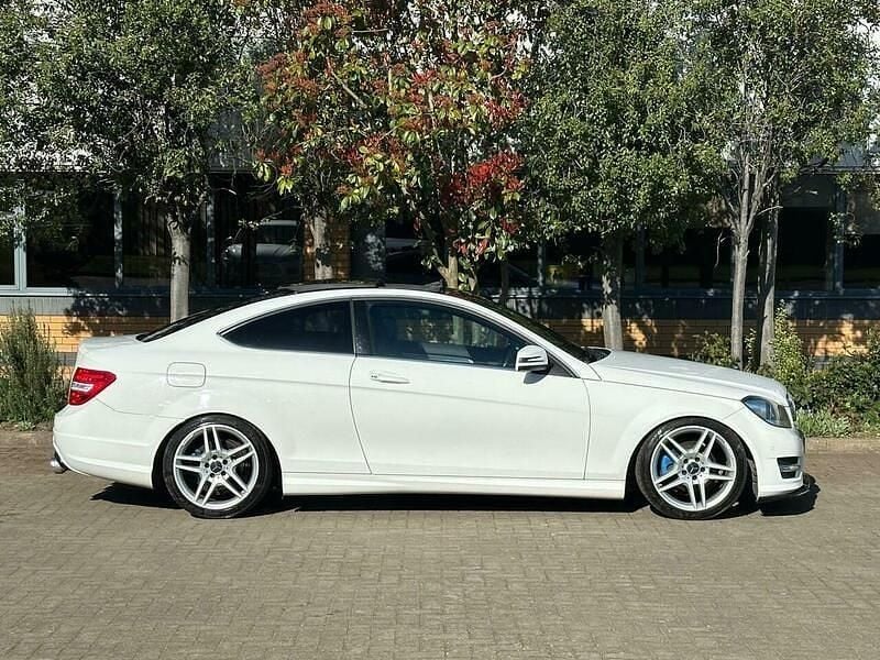 Used Mercedes C220 Sport Edition 2014 White