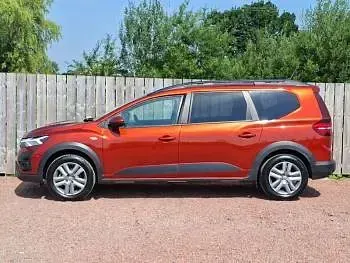 Used Dacia Jogger Expression 140 HP (102 kW) 2023 Brown MPV