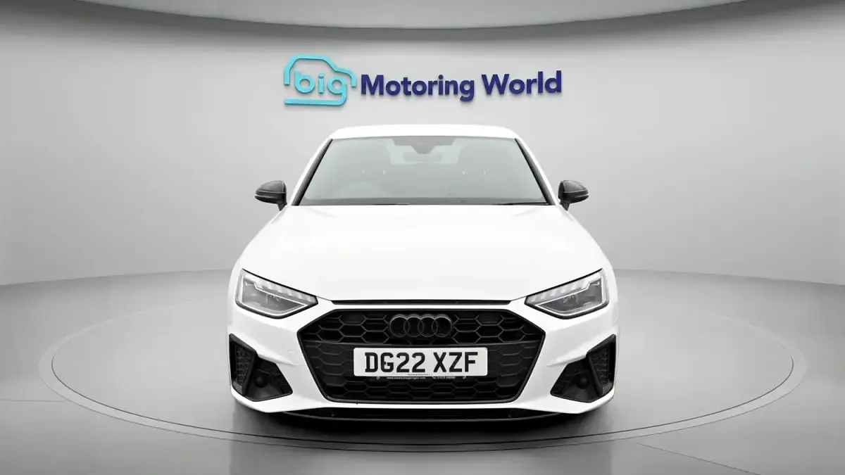 Used Audi A4 Black Edition 150 HP (110 kW) 2022 White Sedan