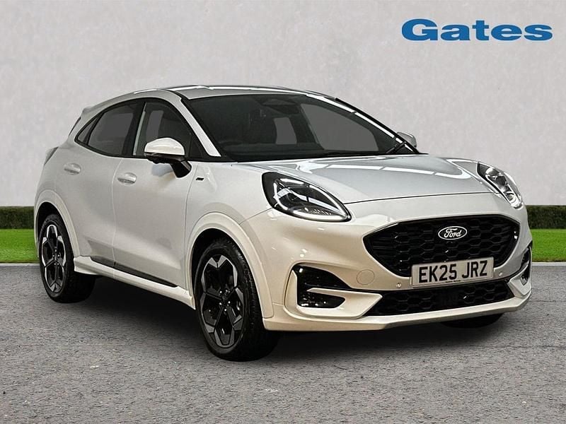 White Used 2025 Ford Puma ST-Line X Hatchback | £22,999 (Expensive) - Image 1/4