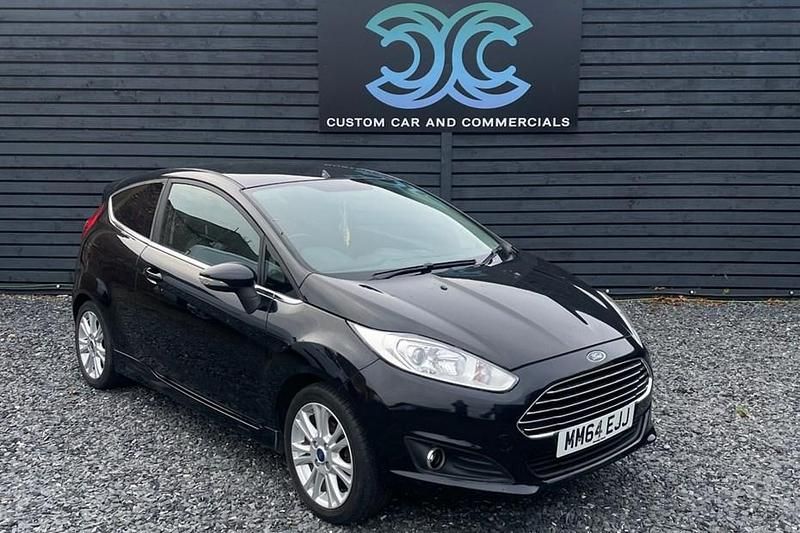 Yellow Used 2014 Ford Fiesta Zetec Hatchback | £3,495 (Fair price) - Image 1/1