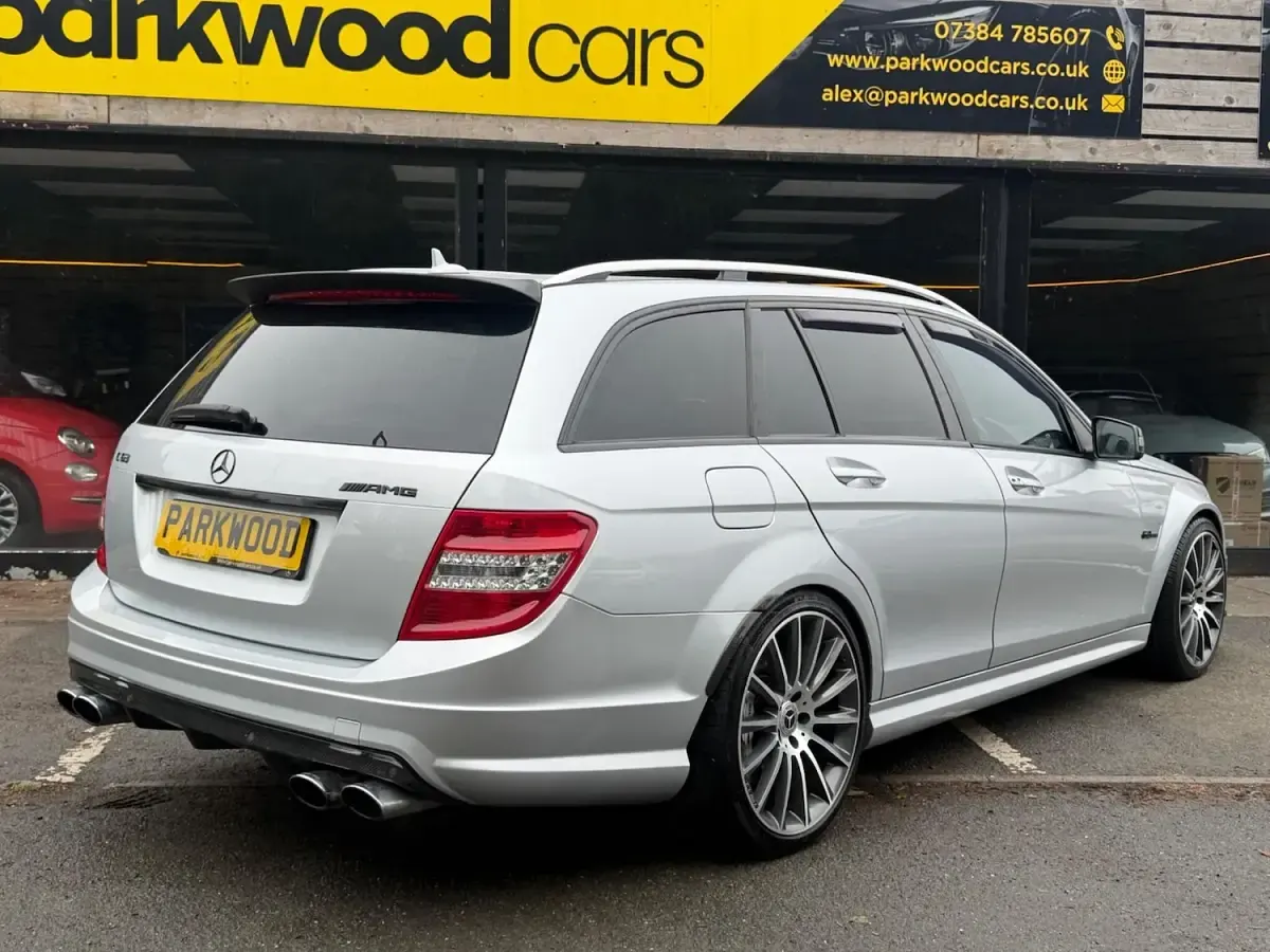 Used Mercedes C63 AMG AMG 457 HP (336 kW) 2009 Silver Estate