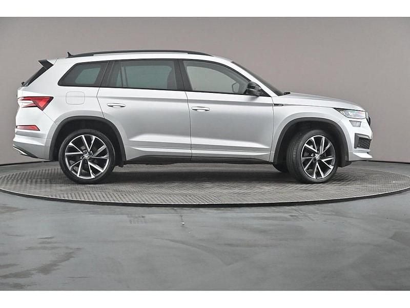 Used Skoda Kodiaq SportLine 110 HP (80 kW) 2023 Brilliant silver metallic SUV