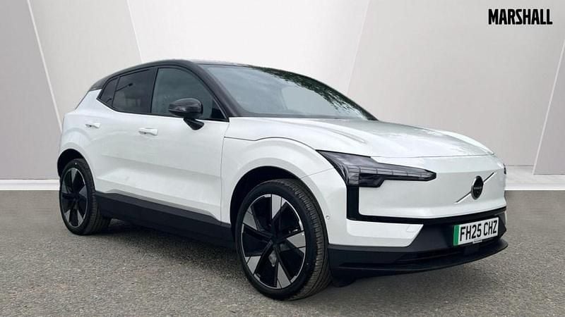 Metallic crystal white New 2025 Volvo EX30 Ultra SUV | £29,891 (Fair price) - Image 1/4