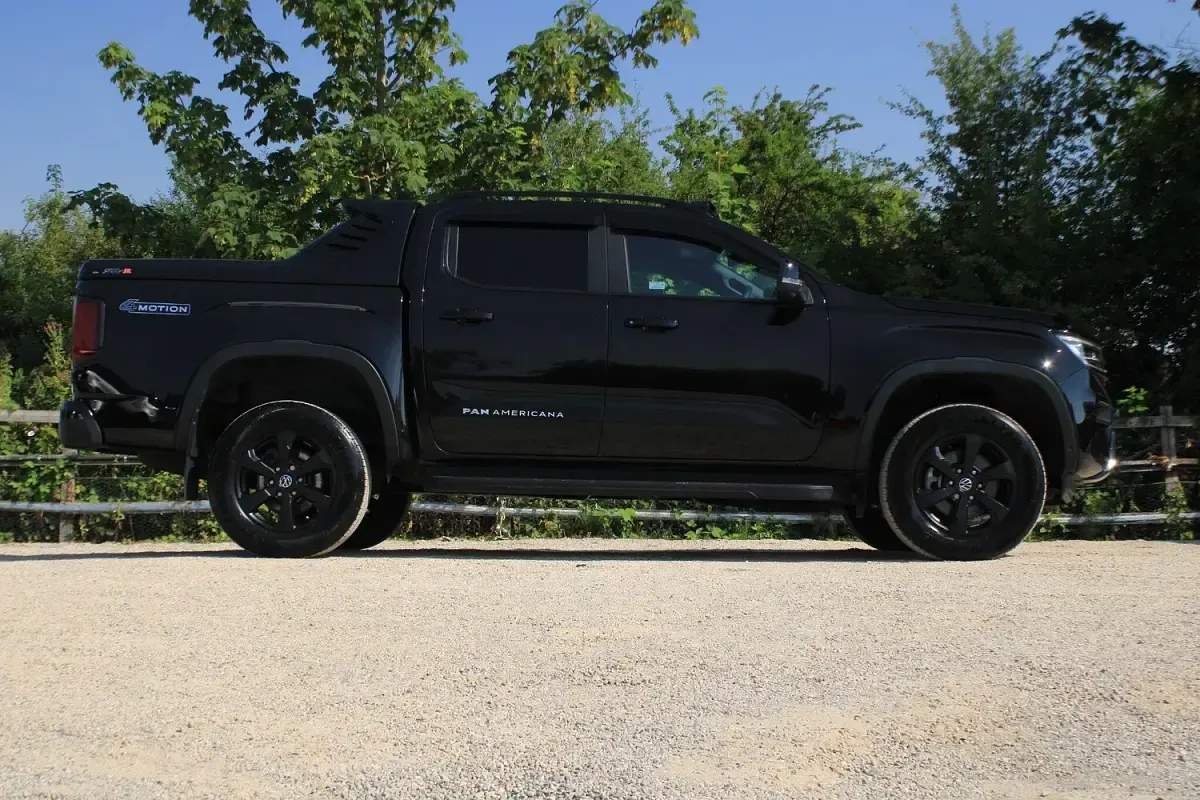 Used VW Amarok PanAmericana 2025 Black Pickup